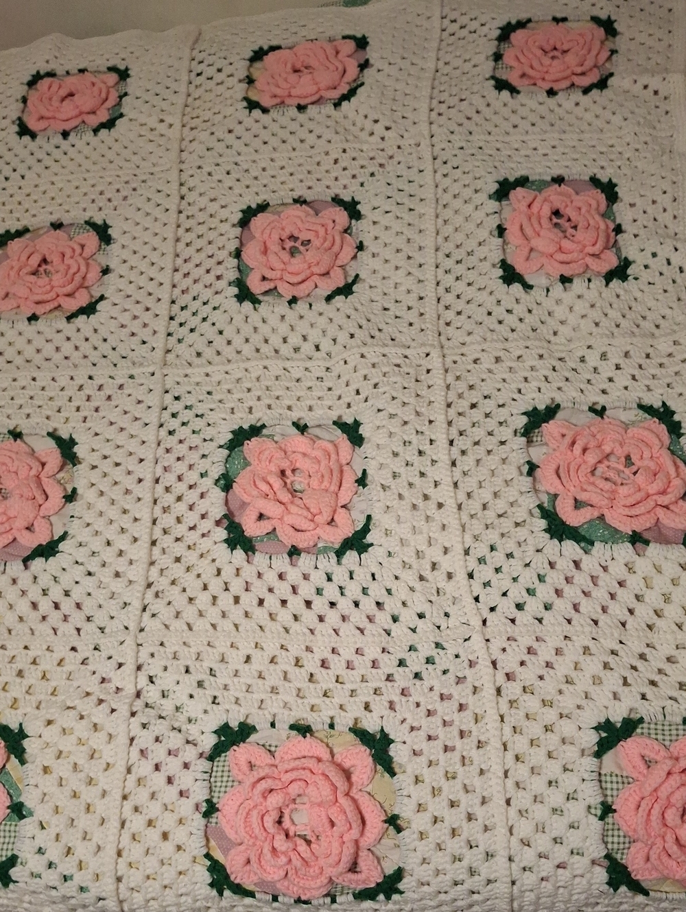 Vtg Handmade Crochet 3D Rose Flower Afghan Blanket Granny Square Cottagecore 54x